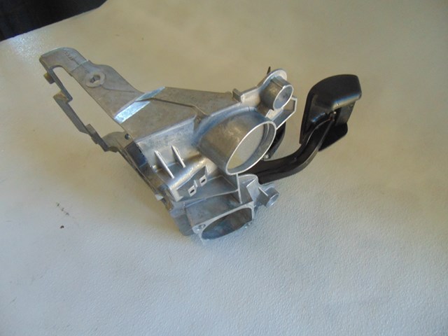 2010 Audi S4 Gas & Brake Pedal Assembly