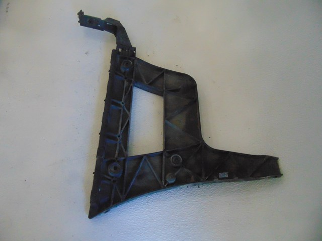 2010 Audi S4 Rear RH Passenger Bumper Bracket