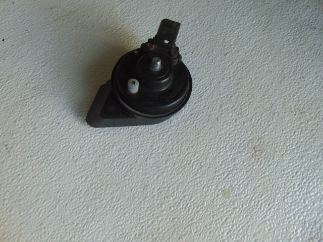 2010 Audi S4 Horn 8T0 951 223