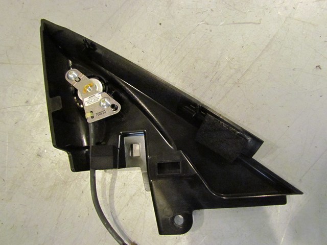 2008 Infinit G37 RH Passenger Sail Panel With Tweeter