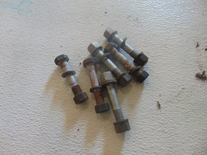 2003 Infiniti M45 Driveshaft to Transmission Bolts