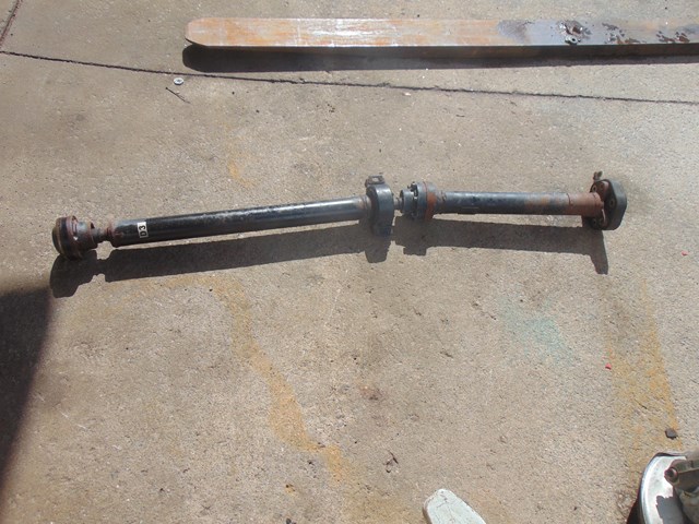 2003 Infiniti M45 Rear Driveshaft