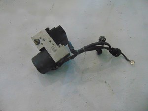 2003 2004 Infiniti M45 ABS Pump 47600 CR900