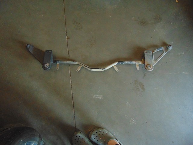 2003 2004 Infiniti M45 Front Chassis Brace