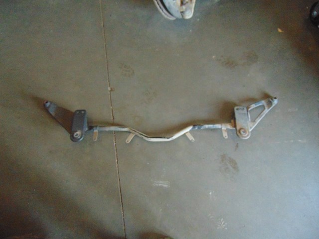 2003 2004 Infiniti M45 Front Chassis Brace