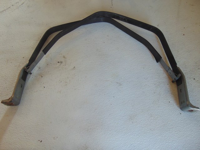 2003 2004 Infiniti M45 Gas Tank Straps