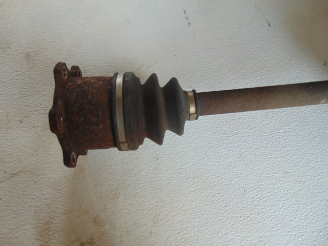 2003 Infiniti M45 Rear RH Passenger Axle