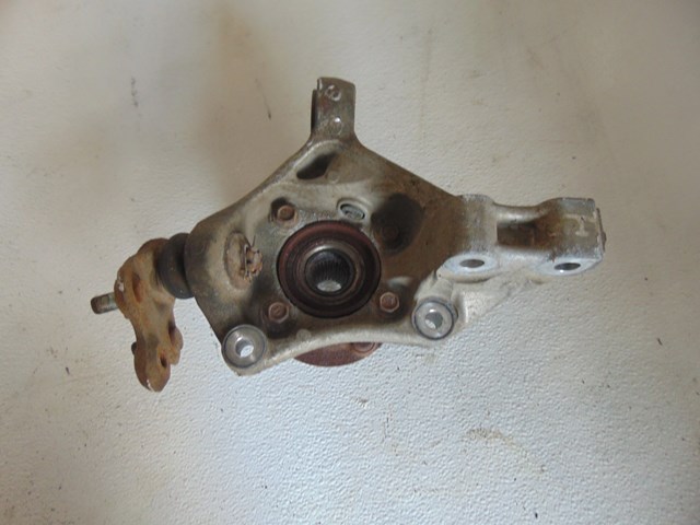 2007 Toyota Prius Front LH Driver Spindle