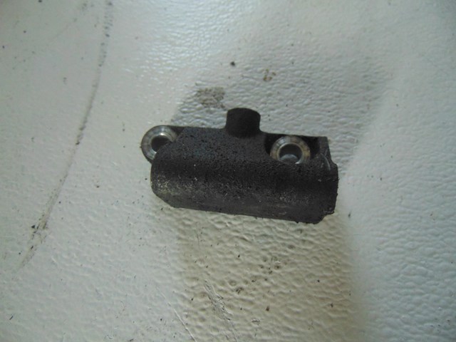 2003 Infiniti M45 Alternator Bracket