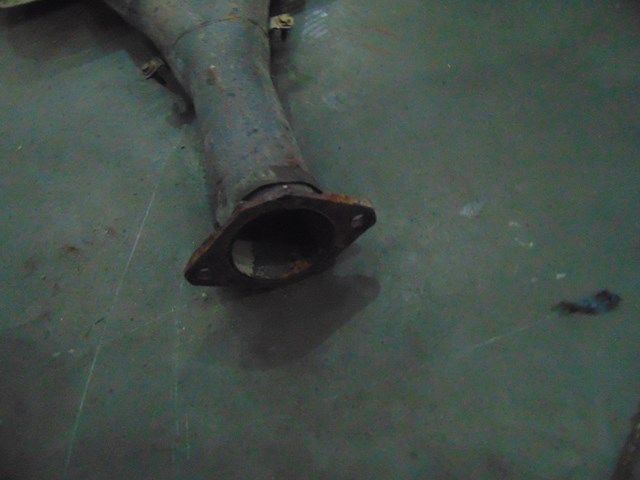 2003 Infiniti M45 Exhaust Midpipe w/OEM Cut Out