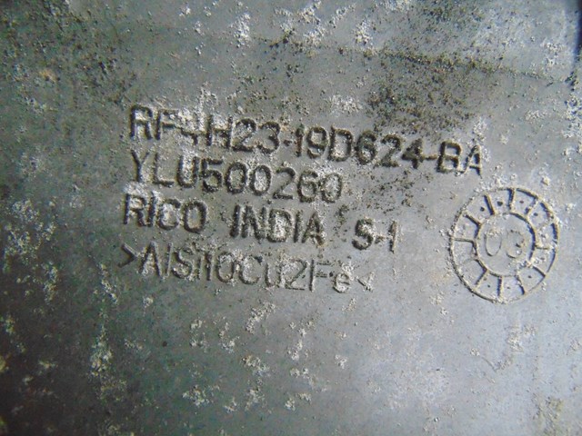 2005 Land Rover LR3 AC Compressor Bracket w/ Tensioner YLU500260