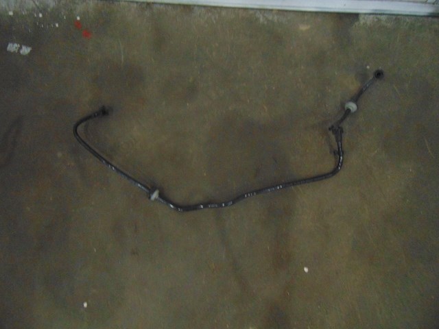2005 Land Rover LR3 Vacuum Line SQF500032