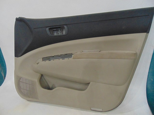 2007 Toyota Prius Front RH Passenger Door Panel