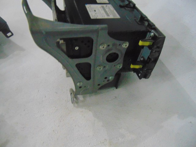 2007 Toyota Prius Radio w/Bracket & Cubby 86120-47090