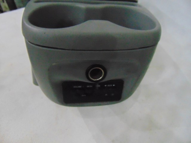 2000 Ford Excursion Center Console