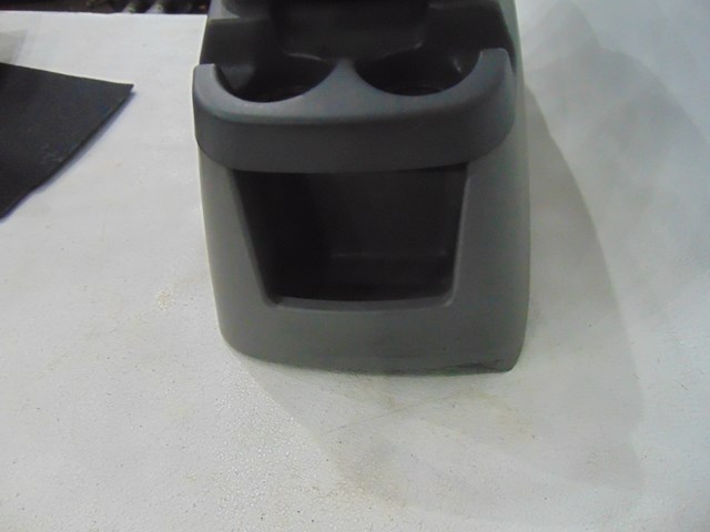 2000 Ford Excursion Center Console