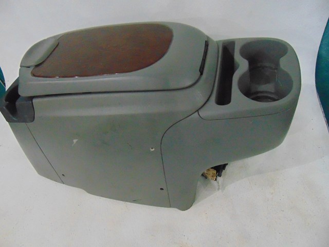 2000 Ford Excursion Center Console