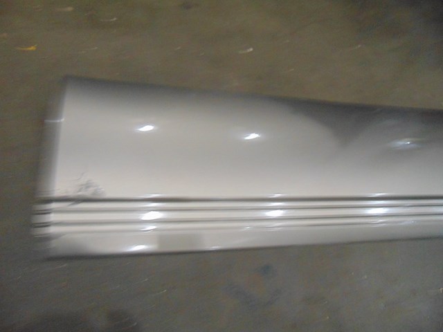 2000 Ford Excursion Rear RH Passenger Door Moulding