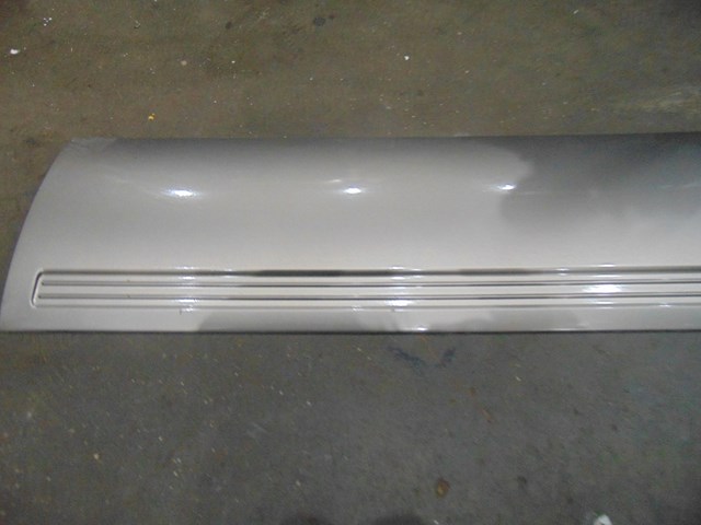 2000 Ford Excursion Rear LH Driver Door Moulding