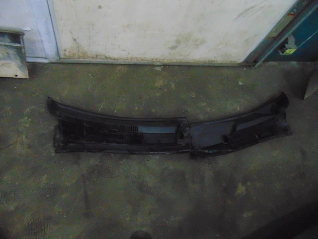 2007 Toyota Prius Wiper Cowl RH & LH w/Seal 