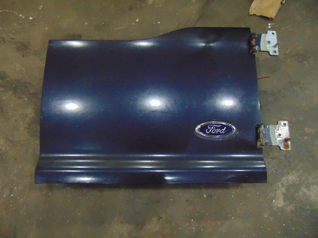 2000 Ford Excursion Rear RH Passenger Barn Door Hatch Tailgate