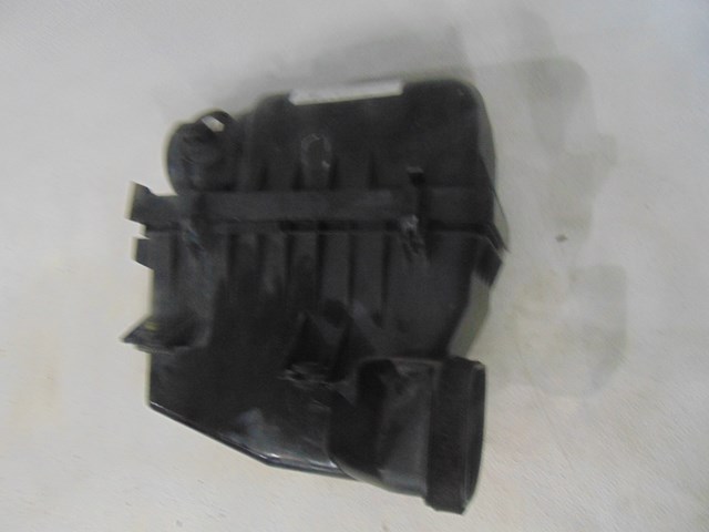 2007 Hyundai Entourage Air Cleaner Box w/MAF Sensor