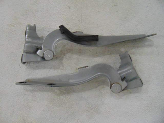 2007 Toyota Prius Hood Hinge-Silver