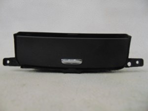 2007 Hyundai Entourage Dash Cubby 4D846-25100