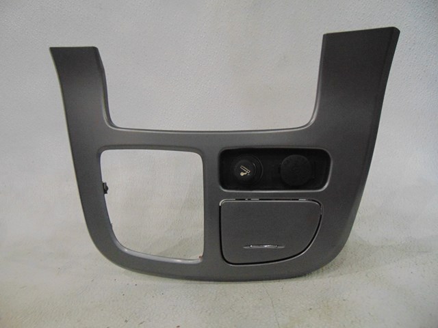 2007 Hyundai Entourage Shifter Bezel, Ashtray, Lighter