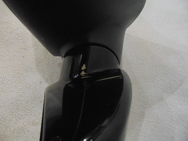 2007 Hyundai Entourage RH Passenger Side View Mirror