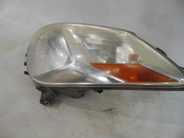 2007 Toyota Prius LH Driver Headlight Foggy