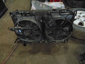 2007 Hyundai Entourage Radiator, AC Condenser & Cooling Fan Assembly