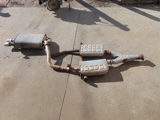 2003 Infiniti M45 Exhaust Assembly* shipping to a commercial address only
