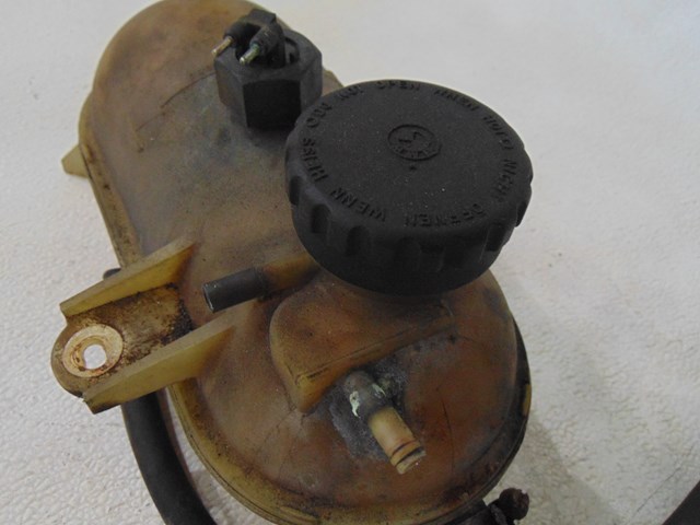 1987 BMW 325is E30 Coupe Radiator Overflow Bottle