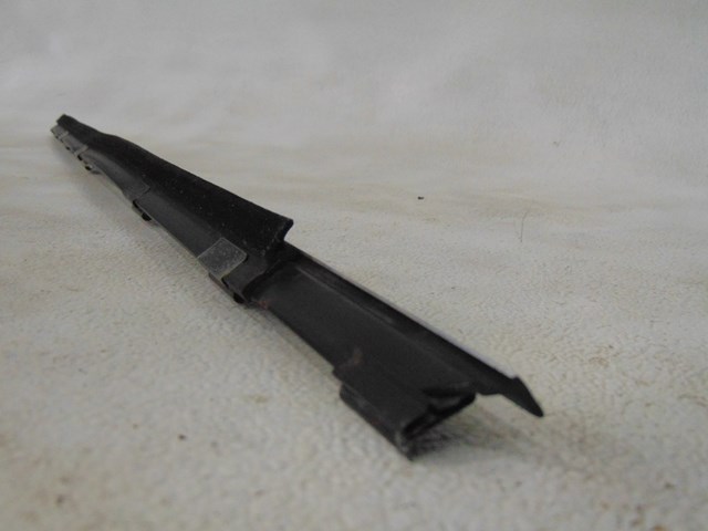 1987 BMW 325is E30 Coupe RH Interior Window Seal