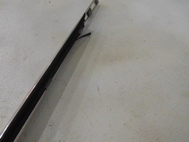 1987 BMW 325IS E30 Coupe RH Pass Exterior Window Trim