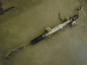2008 Infiniti G37 Power Steering Rack Damaged Clip. Leaky Rod Seals. No Tie Rods