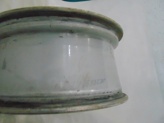 2003 Nissan 350z 18x 8 Rear 6 Spoke Wheel-Painted See Photos