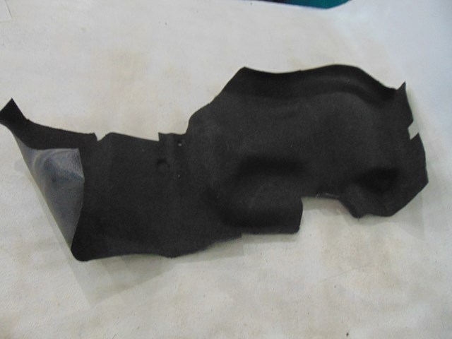 1987 BMW 325is E30 Coupe RH Pass Trunk Quarter Carpet Moulding