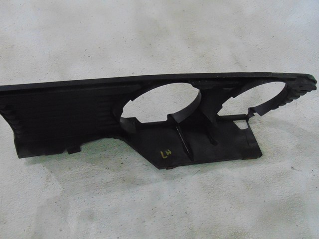 1987 BMW 325is E30 Coupe LH Driver Grille 1 945 885
