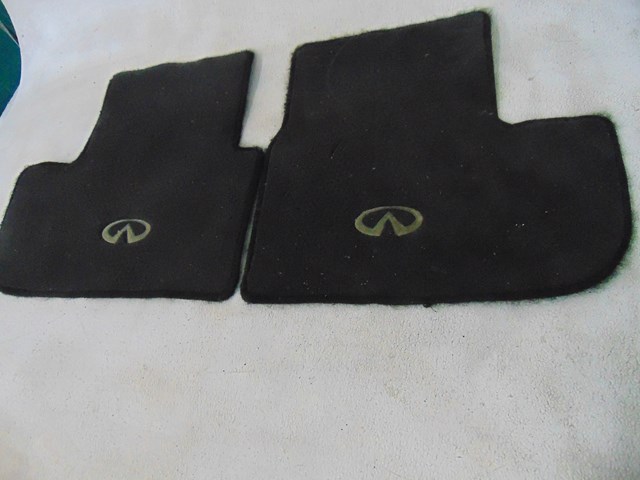 2006 Infiniti G35 Coupe Rear Floor Mats Set 999E2- JR000 999E3-JR000