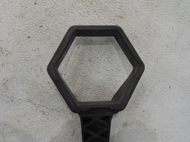 1987 BMW 325is Wheel Center Cap Removal Tool 36.13 1 179 325