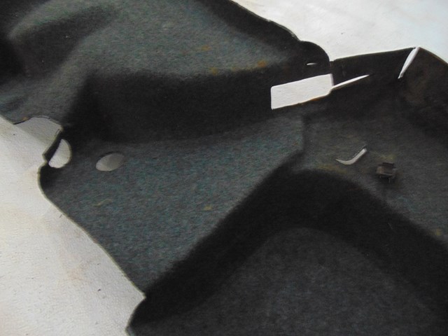 1987 BMW 325is E30 Coupe LH Driver Trunk Quarter Carpet Moulding