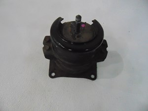 2004 Honda Pilot Front Engine Mount
