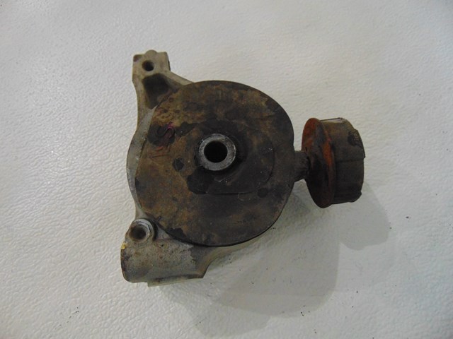 2004 Honda Pilot Rear Lower Engine Mount