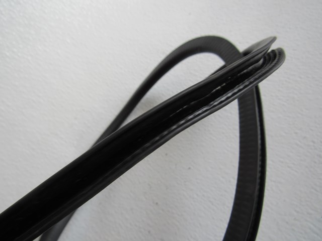 2008 Infiniti G37 Coupe Trunk Pass Through Seal