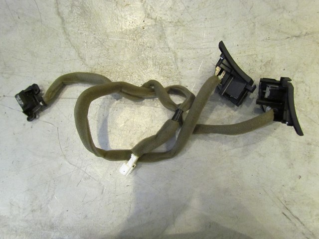 2008 Infiniti G37 Coupe Steering Wheel Switches