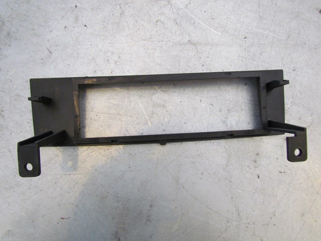 2008 BMW 335i Aftermarket Radio Bracket