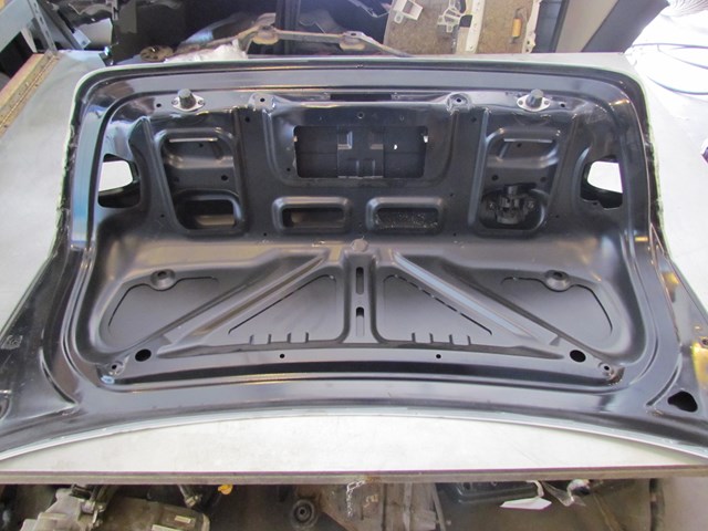 2008 BMW 335i Coupe Trunk Lid Shell Matte White