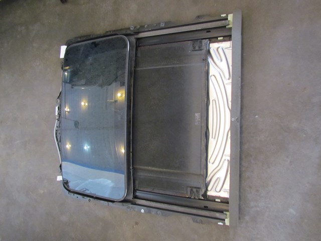 2007 BMW 335i Coupe Sun Roof Sunroof Moon Roof Assembly (Plastic Tab Damage See 